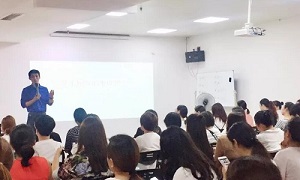 助力商户，决胜十一丨星南方店一线销售精英专场培训会